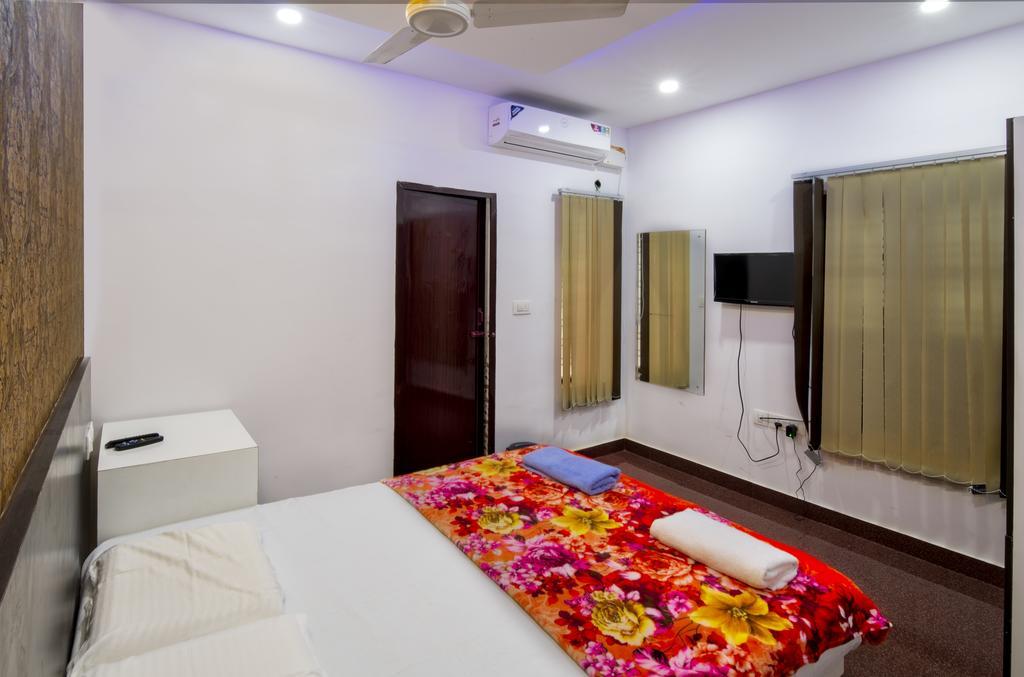 Rams Guest House Near Sree Chithra And Rcc Thiruvananthapuram Buitenkant foto